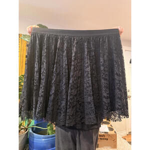 26/28 Lane Bryant Lace Skirt